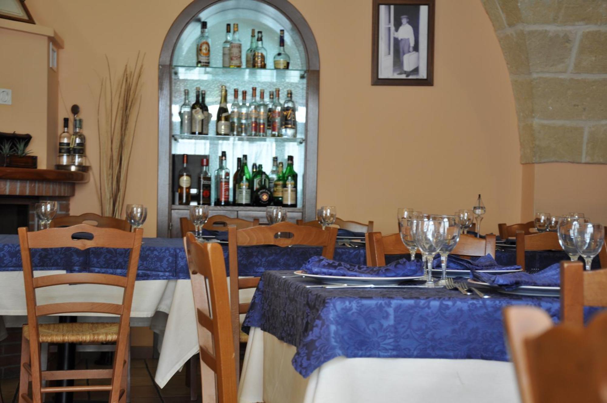 Al Borgo Antico Ristorante E B&B Crispiano ภายนอก รูปภาพ