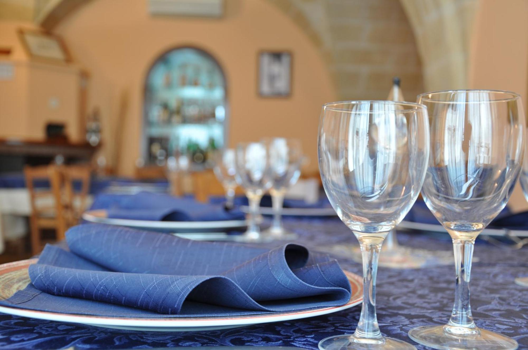 Al Borgo Antico Ristorante E B&B Crispiano ภายนอก รูปภาพ