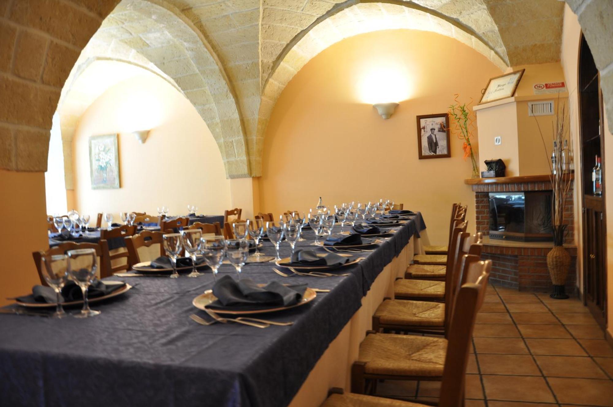 Al Borgo Antico Ristorante E B&B Crispiano ภายนอก รูปภาพ
